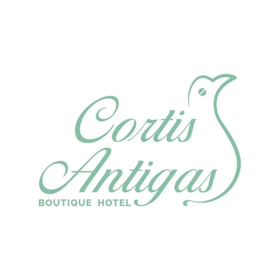 Cortis Antigas Bed and Breakfast Gesturi Exteriör bild